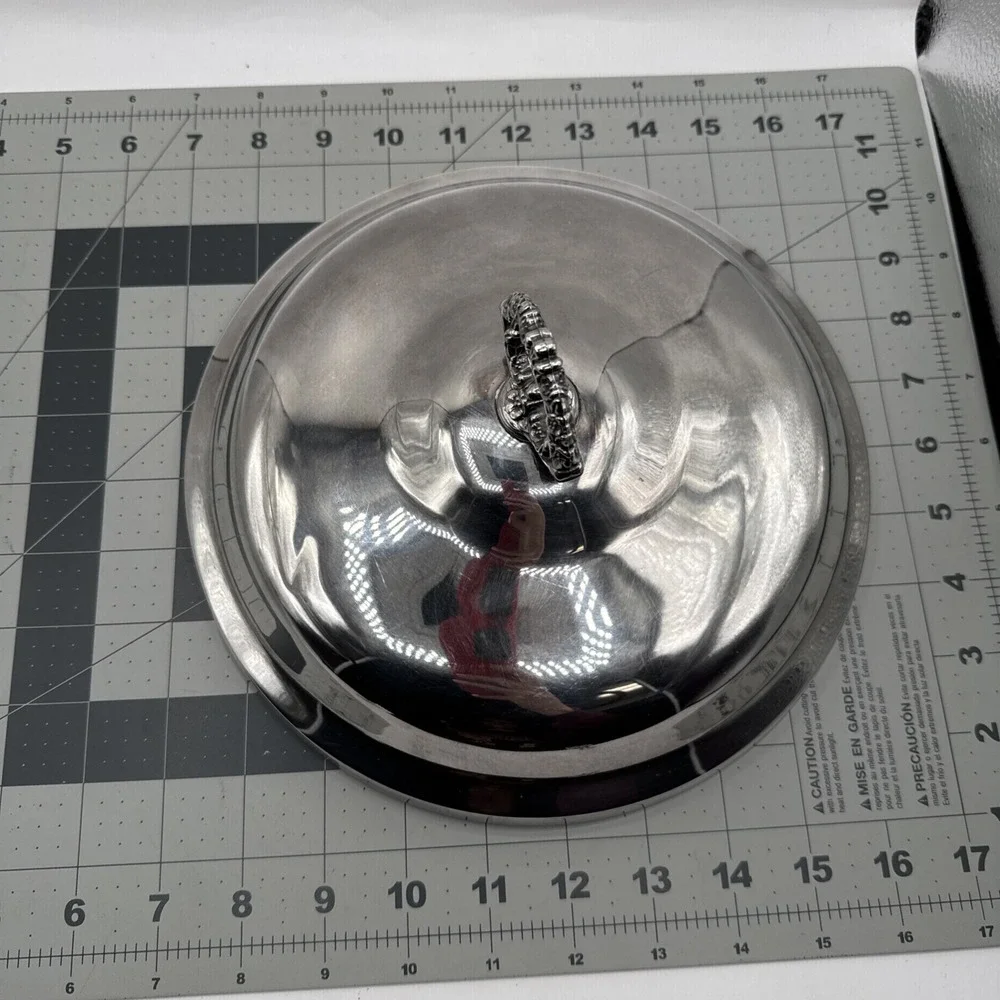 Wm. Rogers & Son Spring Flower Silverplate‎ Lidded Serving Dish #3062